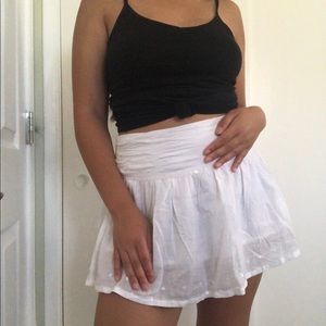 Vintage Wet Seal White Y2K Inspired Mini Skirt 🍬